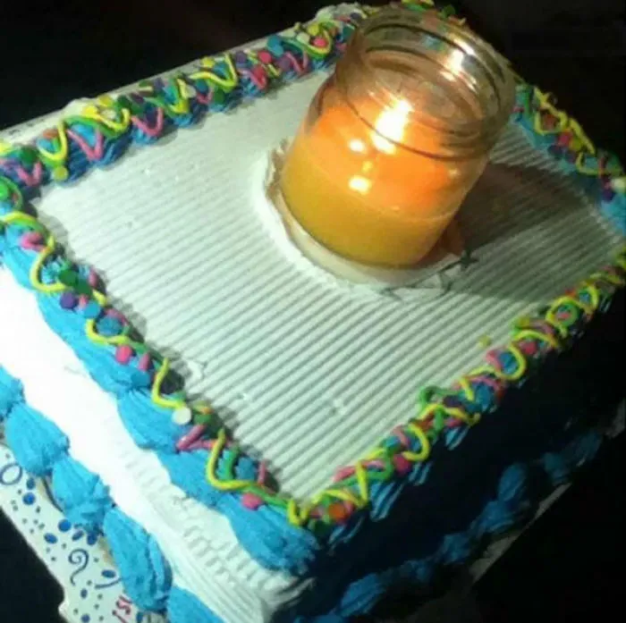 Mi familia me visitó por mi cumpleaños y se olvidaron de las velitas, pero les daba igual
