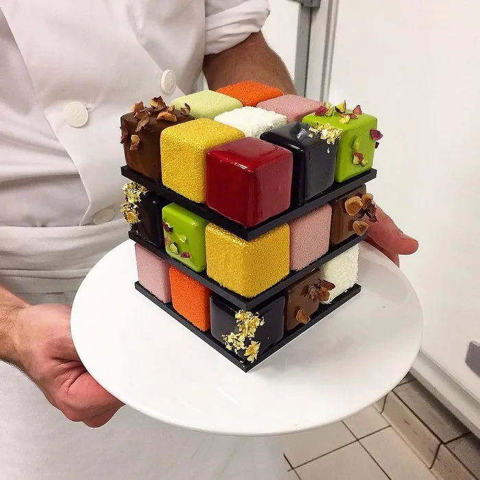 Rubik’s Cakes Are A Thing And They're Too Pretty To Eat