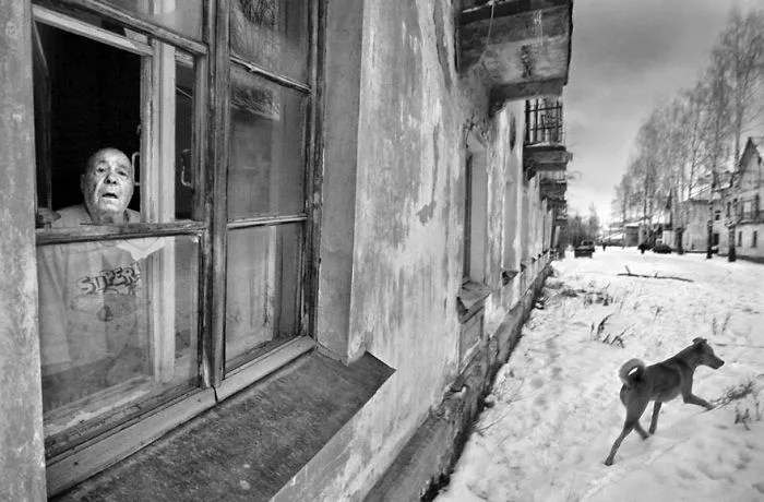 170 Honest Pictures Of Russia You'll Never See On Postcards By Street Photographer Alexander Petrosyan