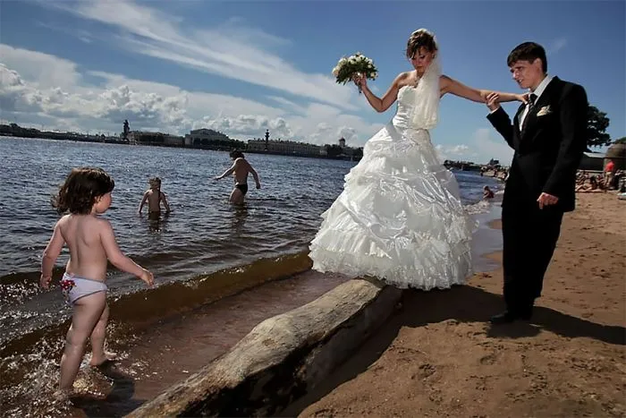170 Honest Pictures Of Russia You'll Never See On Postcards By Street Photographer Alexander Petrosyan