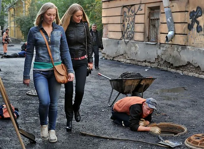170 Honest Pictures Of Russia You'll Never See On Postcards By Street Photographer Alexander Petrosyan