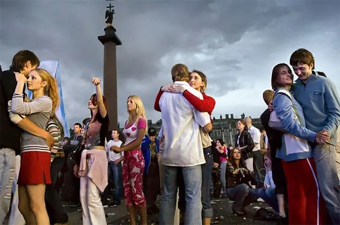 170 Honest Pictures Of Russia You'll Never See On Postcards By Street Photographer Alexander Petrosyan