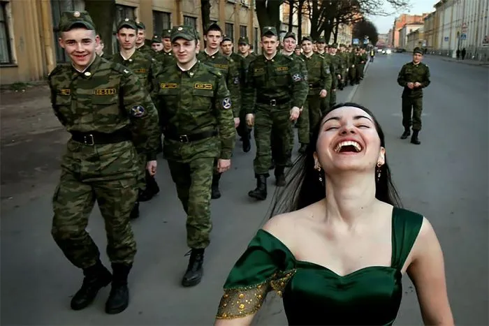 10+ Imágenes honestas de Rusia que nunca verás en las postales, por el fotógrafo urbano Alexander Petrosyan
