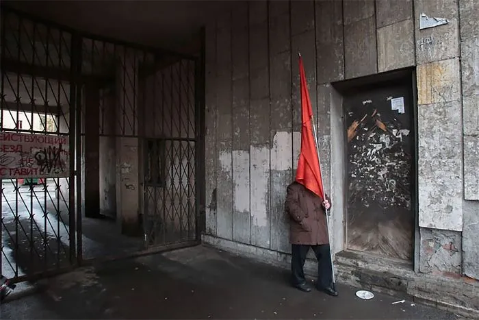 170 Honest Pictures Of Russia You'll Never See On Postcards By Street Photographer Alexander Petrosyan