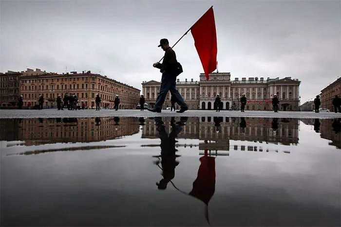 170 Honest Pictures Of Russia You'll Never See On Postcards By Street Photographer Alexander Petrosyan