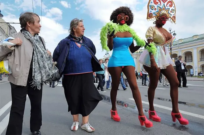 170 Honest Pictures Of Russia You'll Never See On Postcards By Street Photographer Alexander Petrosyan