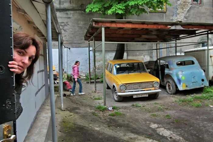170 Honest Pictures Of Russia You'll Never See On Postcards By Street Photographer Alexander Petrosyan