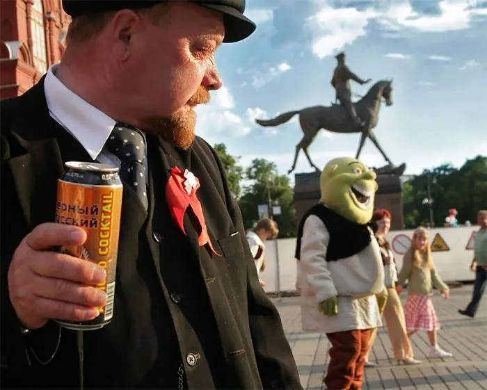 170 Honest Pictures Of Russia You'll Never See On Postcards By Street Photographer Alexander Petrosyan