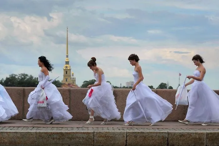 170 Honest Pictures Of Russia You'll Never See On Postcards By Street Photographer Alexander Petrosyan