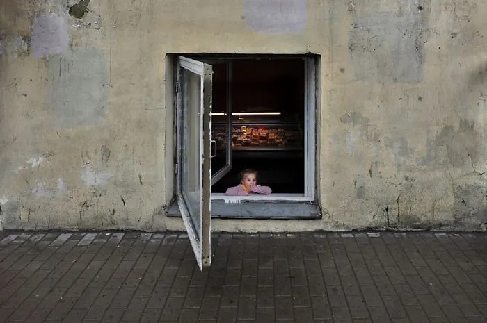 170 Honest Pictures Of Russia You'll Never See On Postcards By Street Photographer Alexander Petrosyan