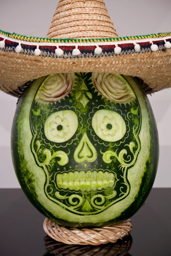 I Turn Fruits And Vegetables Into Intricate Carvings