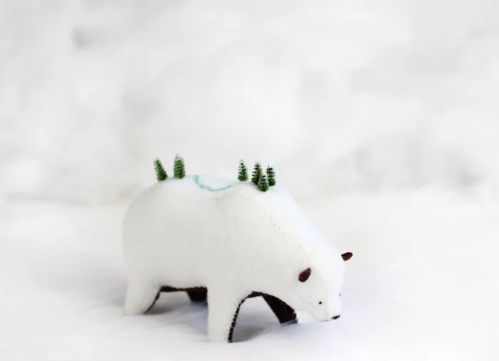 I Felt Bears That Carry Tiny Worlds On Their Shoulders