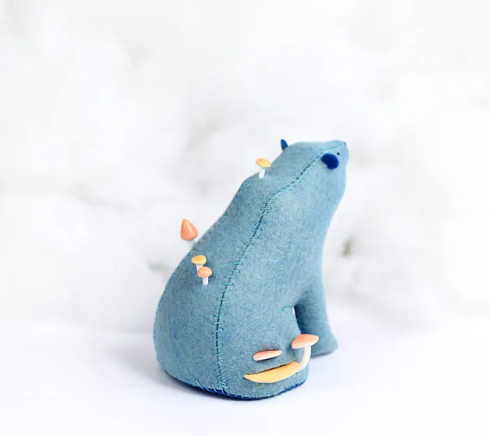 I Felt Bears That Carry Tiny Worlds On Their Shoulders