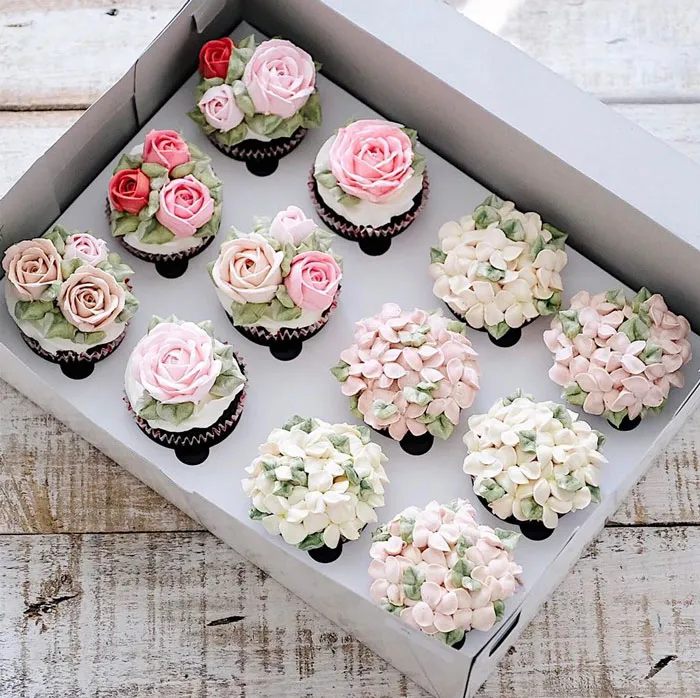 30 Blooming Flower Cakes To Celebrate The Return Of Spring