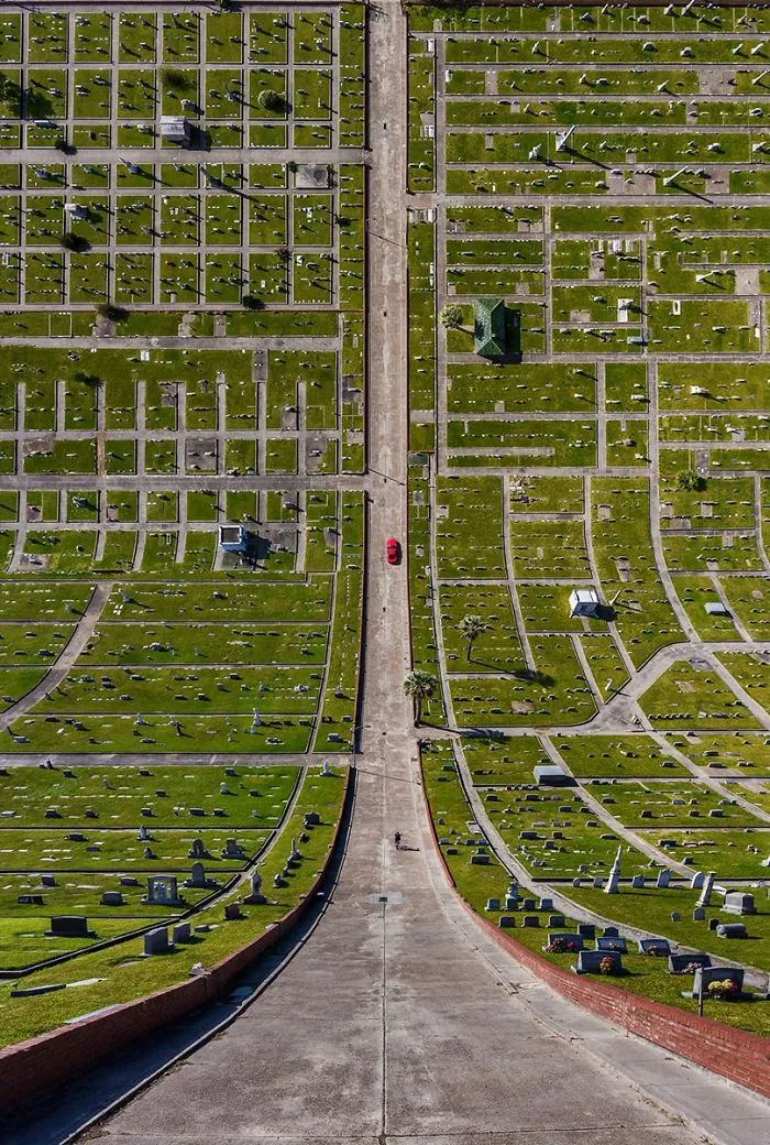 This Photographer Takes Landscape Photos That Will Mess With Your Head