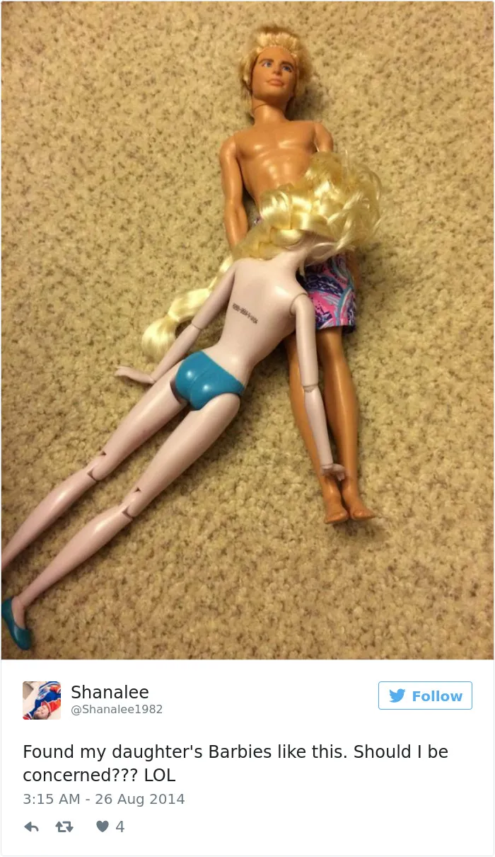 Me he encontrado así las barbies de mi hija