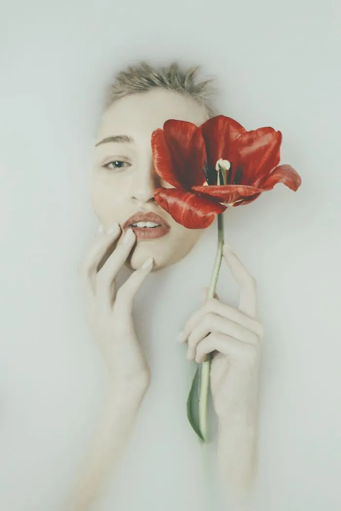 Georgian Photographer Gvantsa Maghlakelidze And Her Photoshoots On Bored Panda