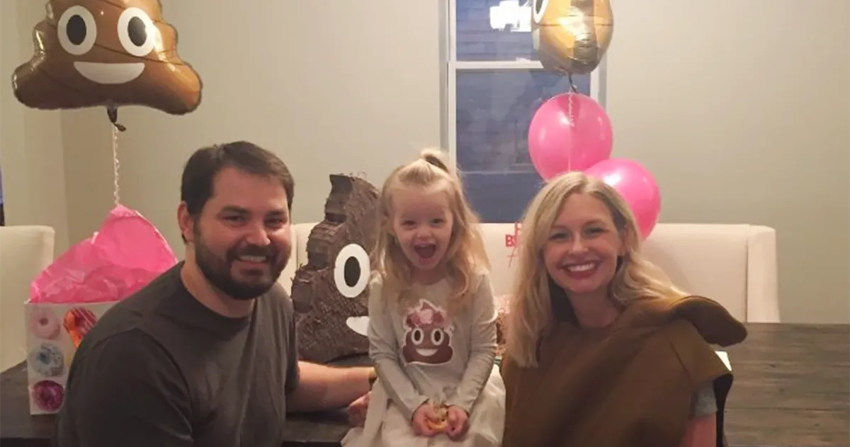 Esta niña se negaba a celebrar su 3º cumpleaños si no era con cacas, así que tuvo una fiesta de m*erda