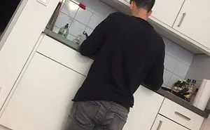Tall People Are Sharing Their Everyday Struggles In 51 Funny Pics