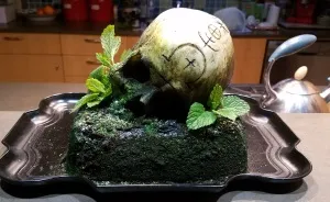 I Made A Skull Cake And Brought It To Work To Scare My Coworkers