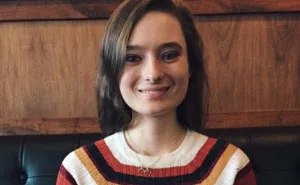 Woman Sends Detailed PowerPoint Presentation On Why Guy Should Date Her, But His Response Was Short