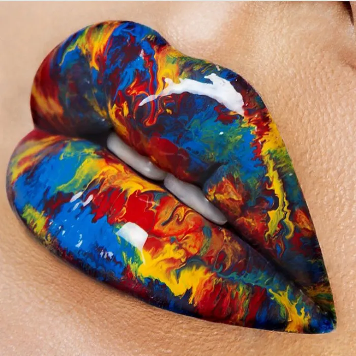 Marble Lips Are The Newest Makeup Trend Going Viral On Instagram