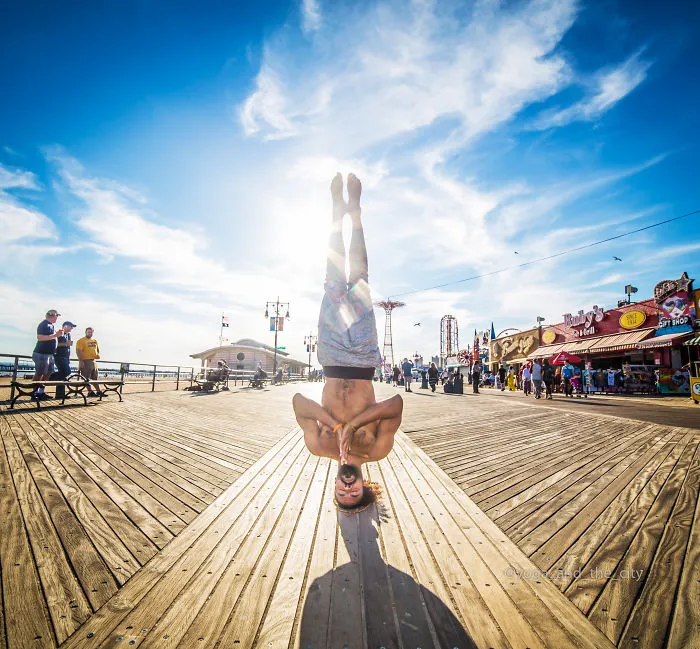 Yoga And The City: Chaos And Meditation Combined In My Newest Photo Project
