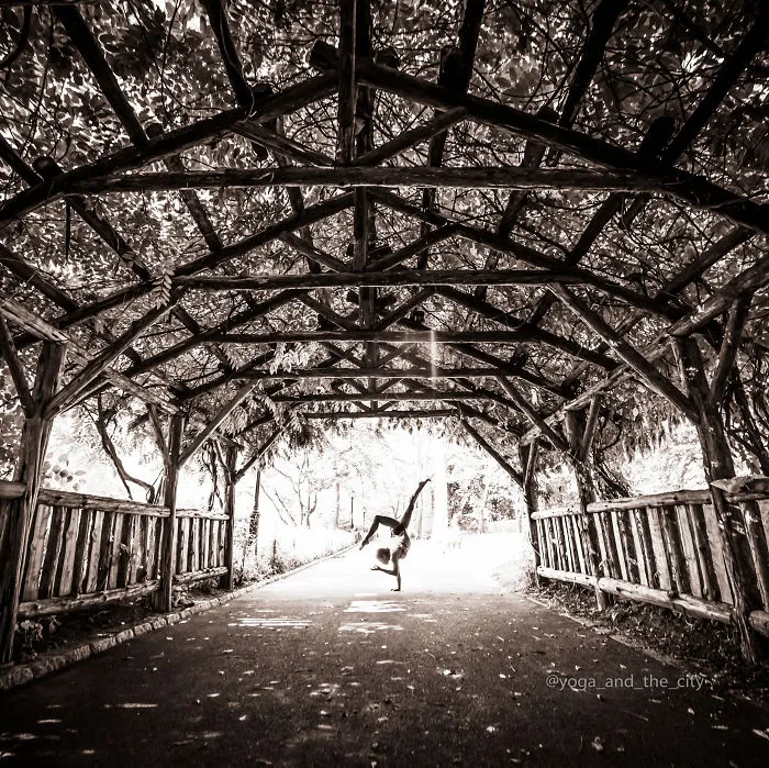 Yoga And The City: Chaos And Meditation Combined In My Newest Photo Project