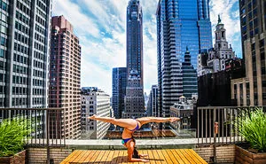 Yoga And The City: Chaos And Meditation Combined In My Newest Photo Project