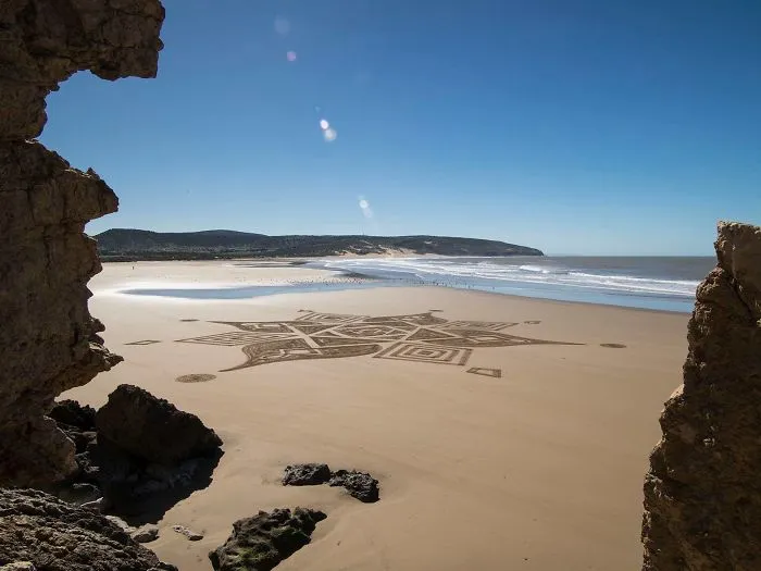 I Create Beach Art Inspired By Arabic Designs And Patterns
