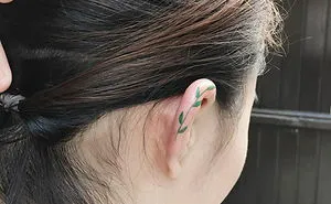 La tendencia de los tatuajes en el hélix está conquistando instagram, y tú también querrás uno cuando lo veas