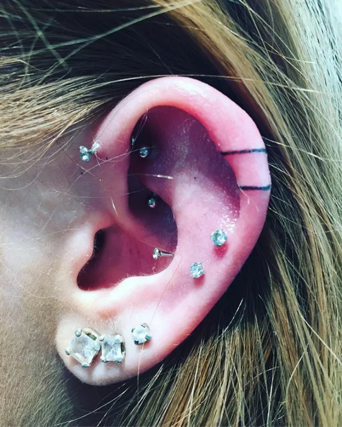 Helix Tattoo Trend Is Taking Over Instagram, And These 51 Pics Will Make You Want To Get One Too