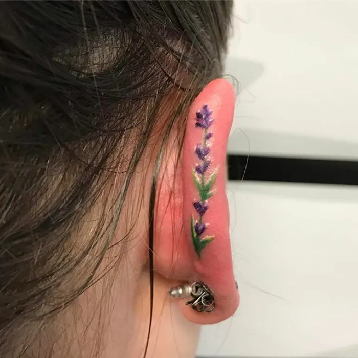 Ear-Resistible Art