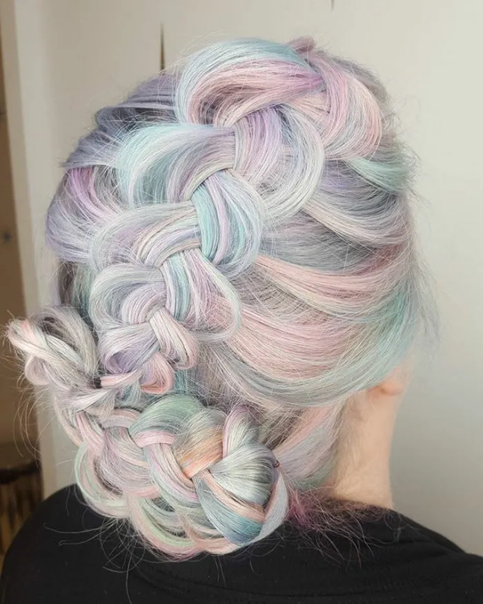 Holographic Hair Is Here And It's The Hottest Hair Trend Of 2017