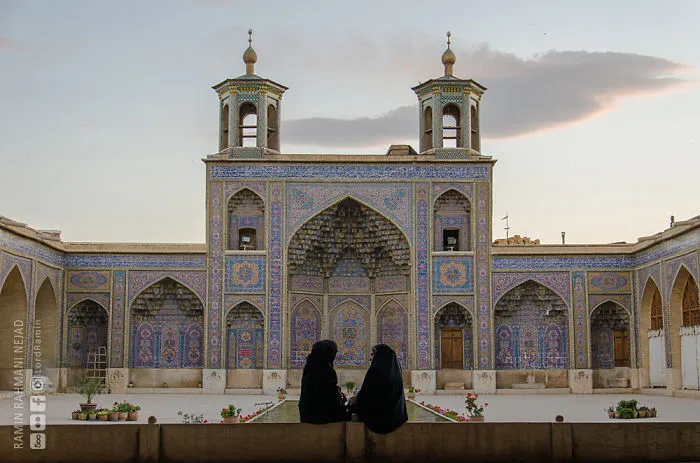 I Photographed Nasir-Ol-Molk, The Most Beautiful Mosque In The World
