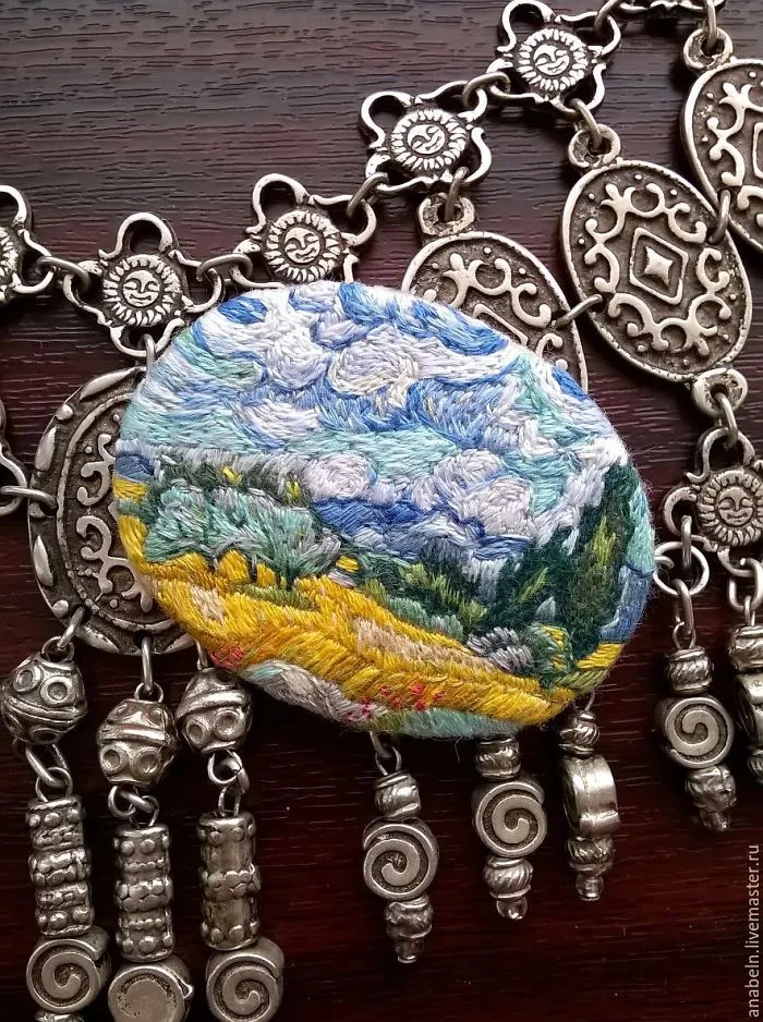 Russian Artist Anna Fedorenko Creates Tiny Replicas Of Paintings Using Embroidery