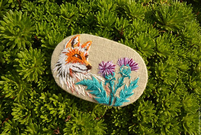 Russian Artist Anna Fedorenko Creates Tiny Replicas Of Paintings Using Embroidery