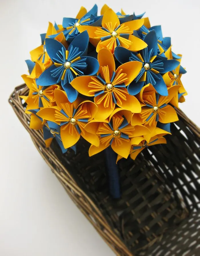 Yellow And Blue Looks Really Fresh