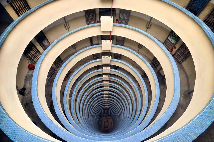 Vertical Horizon #33