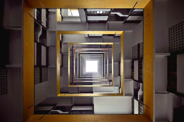 Vertical Horizon #16