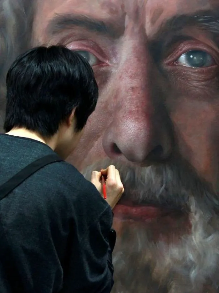 Giant Hyperrealistic Portraits By South Korean Artist Joongwon Jeong