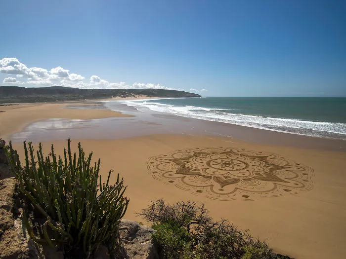 I Create Beach Art Inspired By Arabic Designs And Patterns