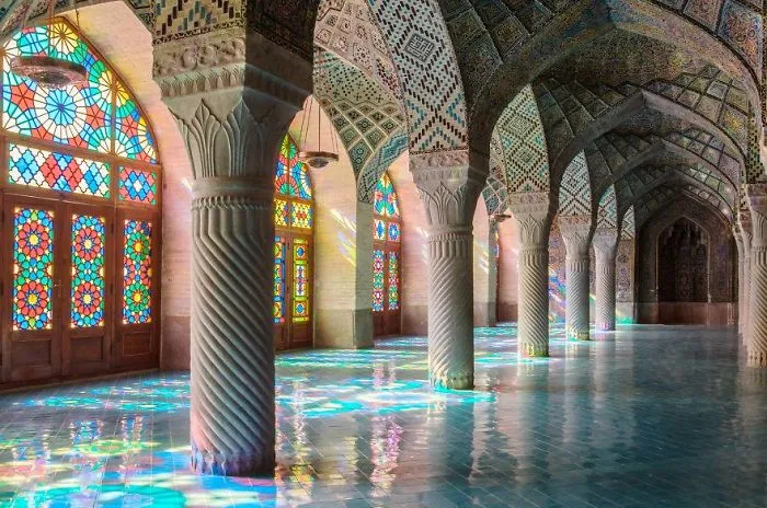 I Photographed Nasir-Ol-Molk, The Most Beautiful Mosque In The World