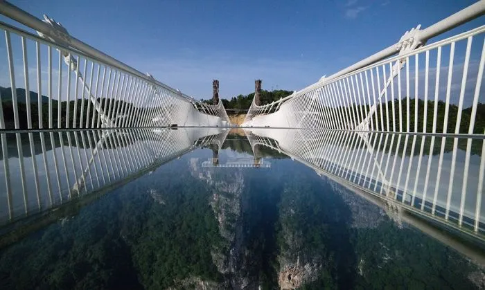 Zhangjiajie Glass Bridge