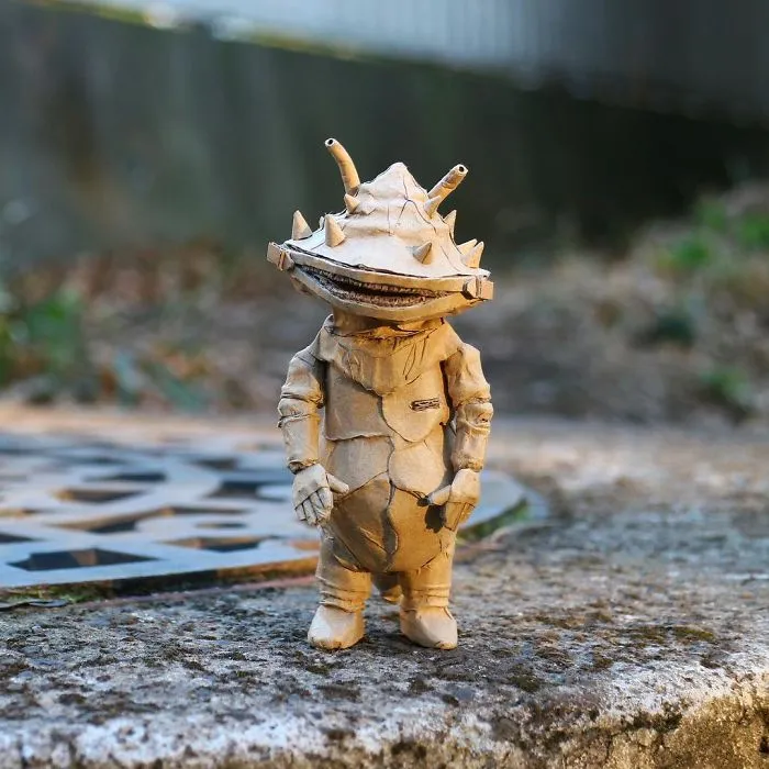 Japanese Cardboard Artist Turns Old Amazon Boxes Into Tanks, Food And Other Incredible Sculptures