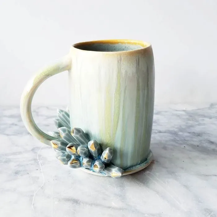 Self-Taught Artist Makes Dazzling Coffee Mugs Which Belong In Art Galleries