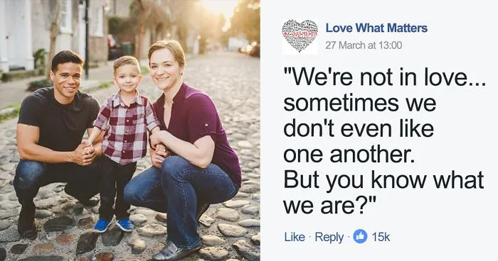 Divorced Couple Still Takes A Family Photo With Their Son Every Year For The Most Beautiful Reason