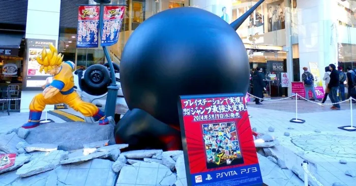 Goku Vs Luffy - Life-Size Anime Statues In Tokyo