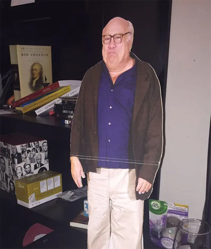 Danny DeVito a tamaño real