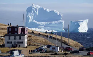 GIANT 150ft Iceberg Is Floating Past Canada, And It's 50ft Bigger Than The One That Sank Titanic